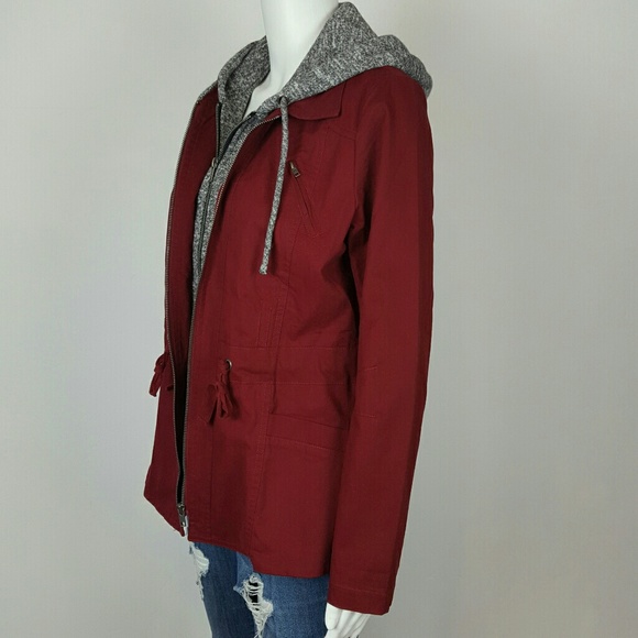 NWT LOVE TREE BURGANDY UTILITY JACKET WITH HOODIE - Picture 4 of 6